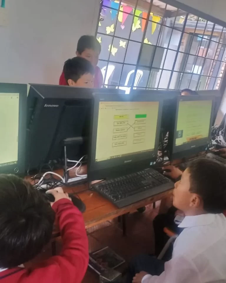 En el GLA, se trabaja desde primaria el uso de plataformas educativas